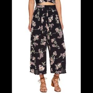 Designer Flynn Skye Dylan Botanical Flower Pants